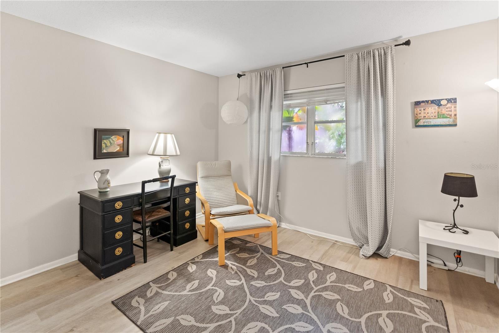 Image 29 of 40 For 3711 Almeria Avenue 3n