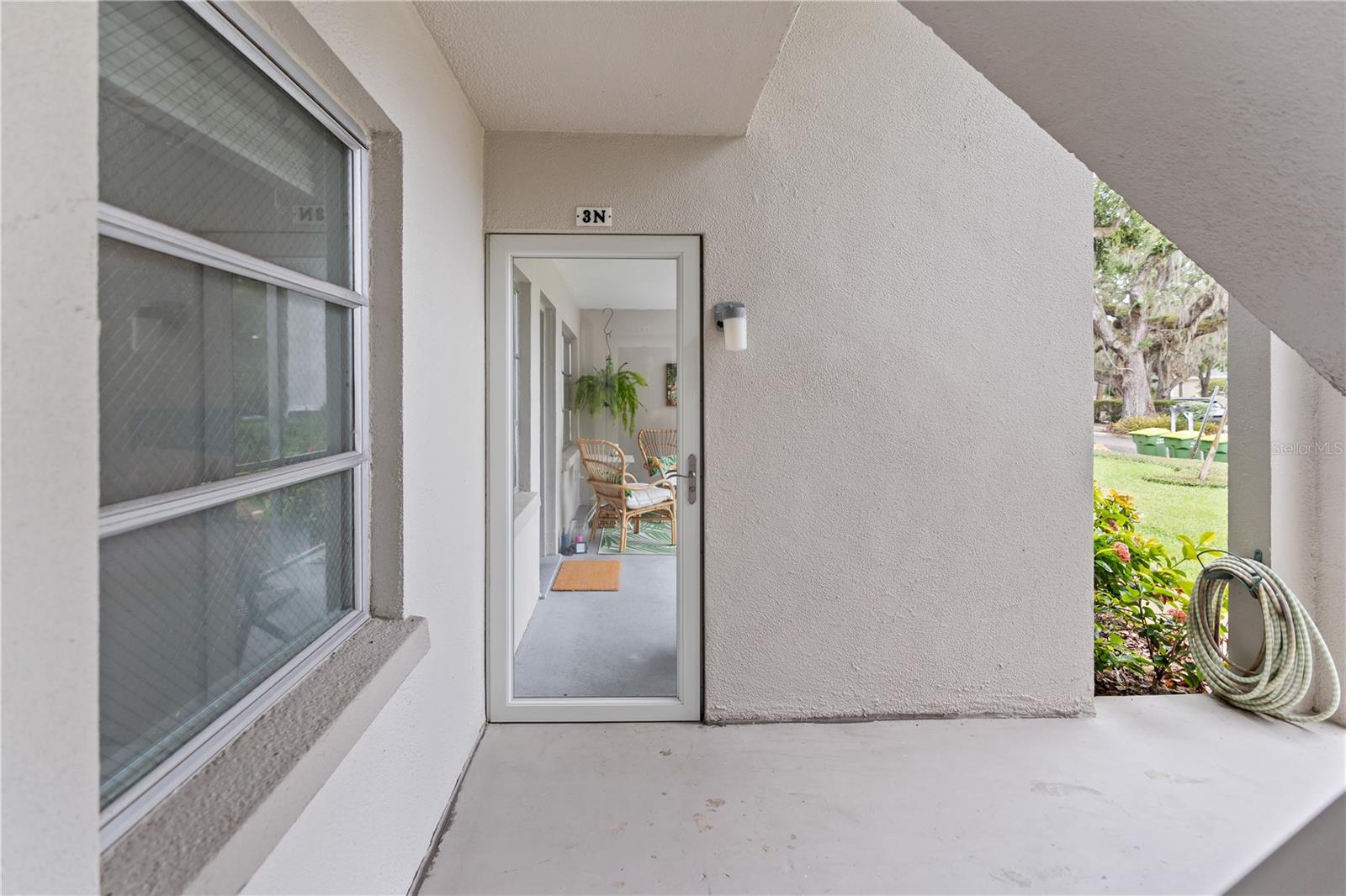 Image 3 of 40 For 3711 Almeria Avenue 3n