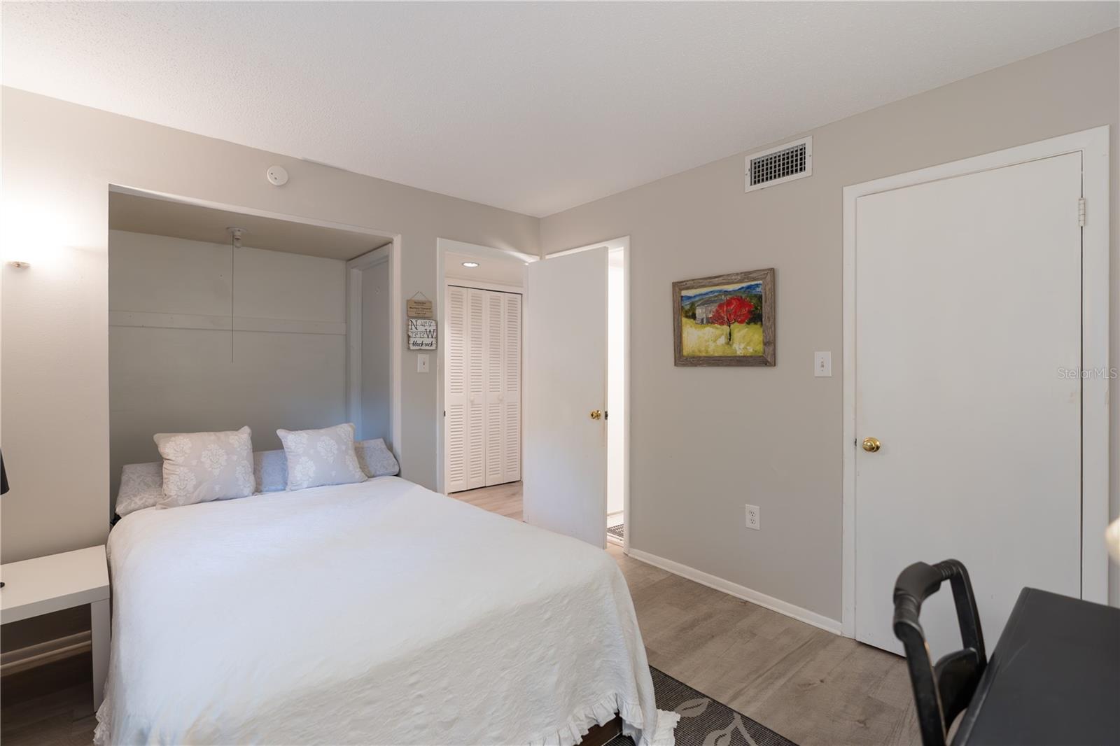 Image 30 of 40 For 3711 Almeria Avenue 3n