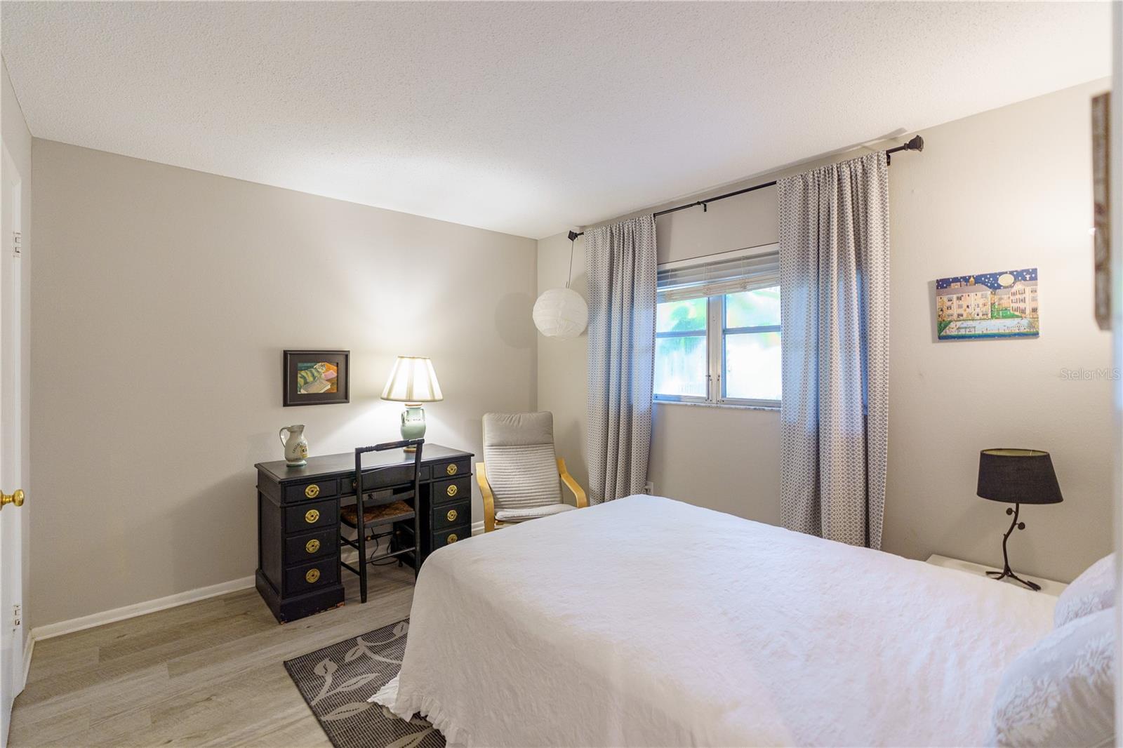 Image 31 of 40 For 3711 Almeria Avenue 3n