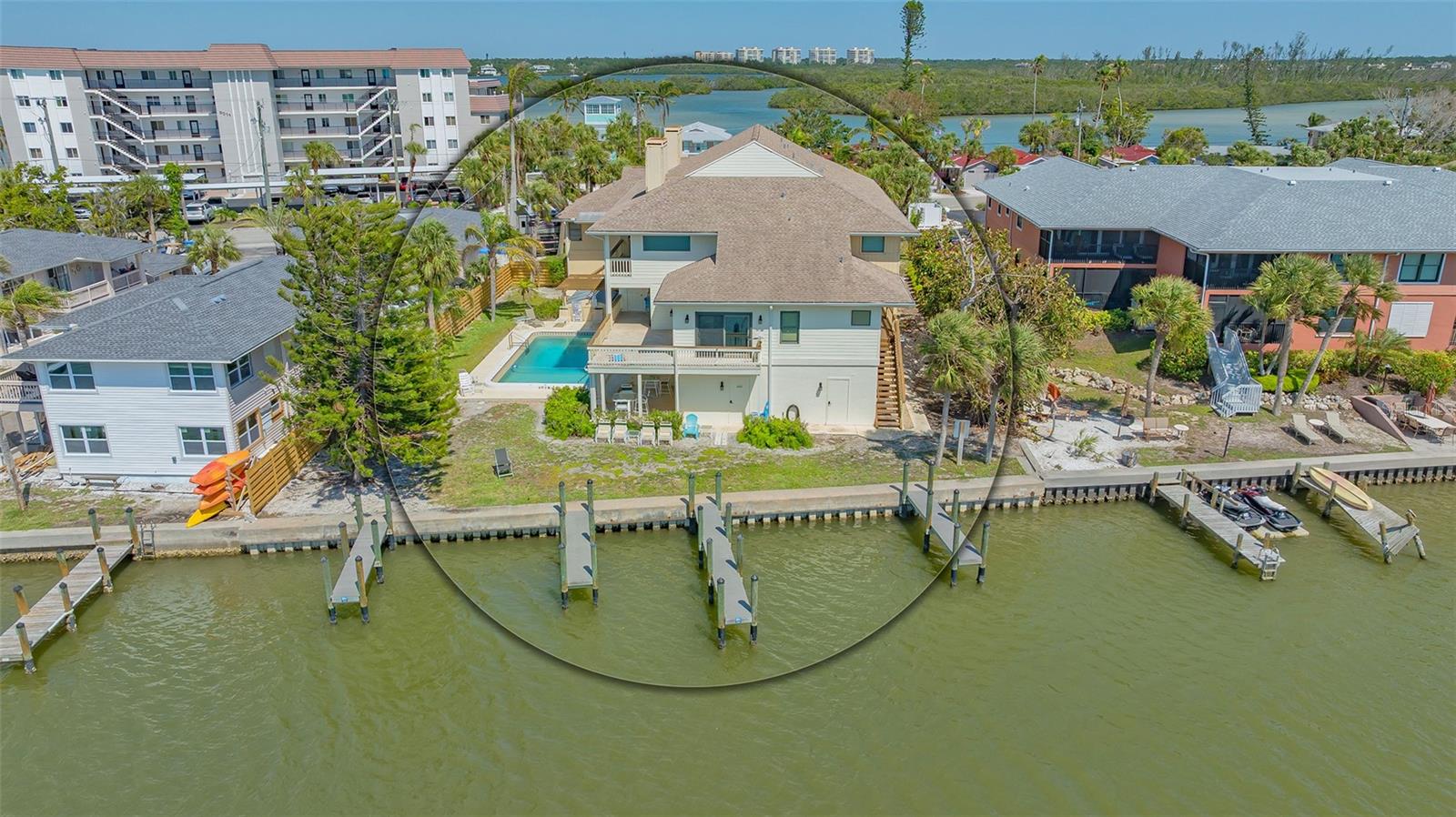 Image 3 of 58 For 9034 Midnight Pass Road 6