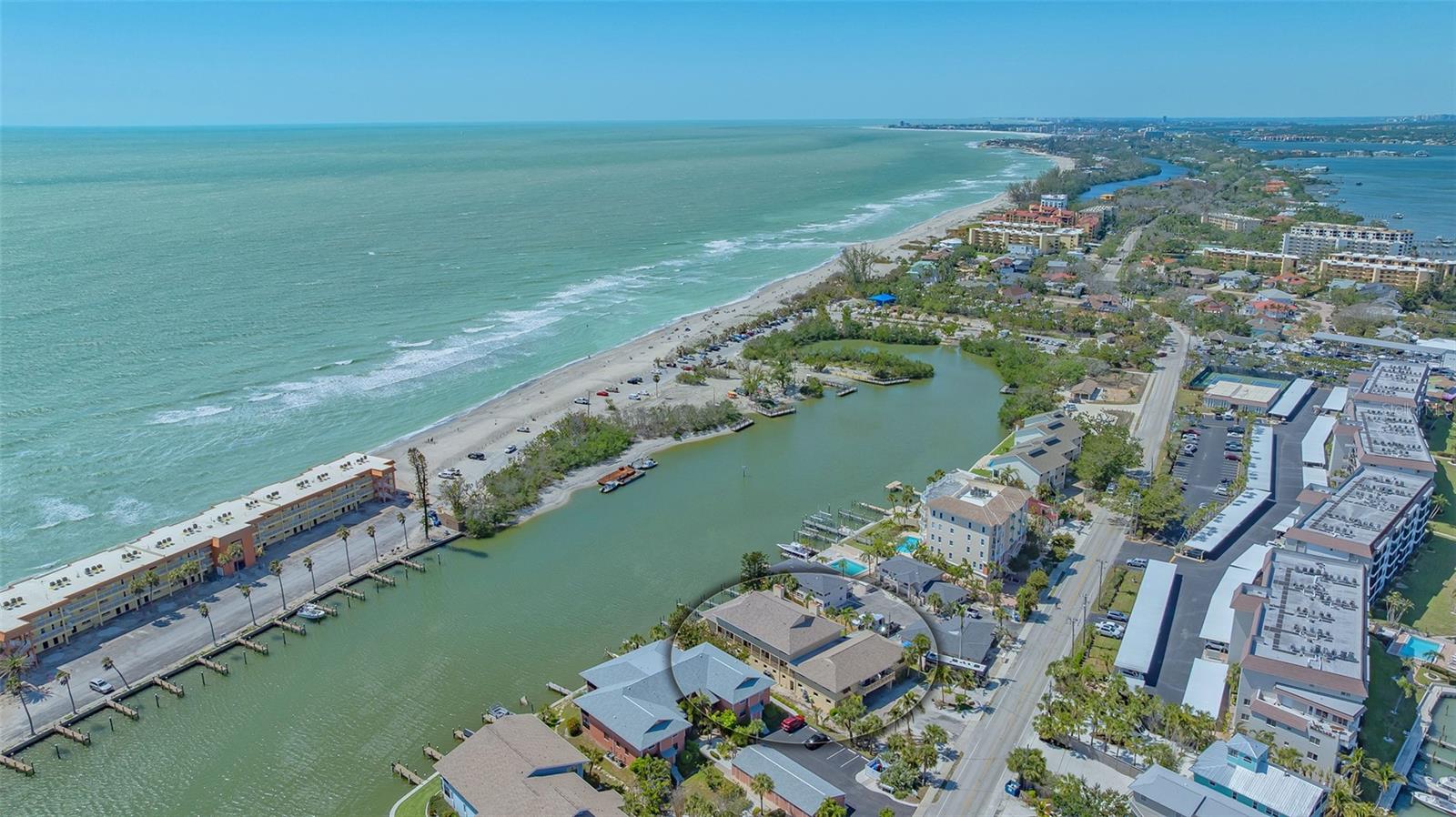 Image 6 of 58 For 9034 Midnight Pass Road 6