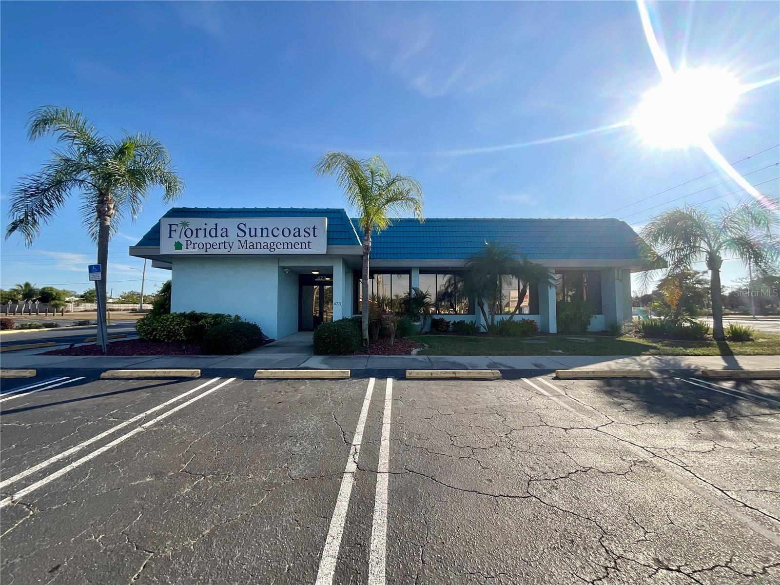 Image 2 of 9 For 473 Indiana Avenue