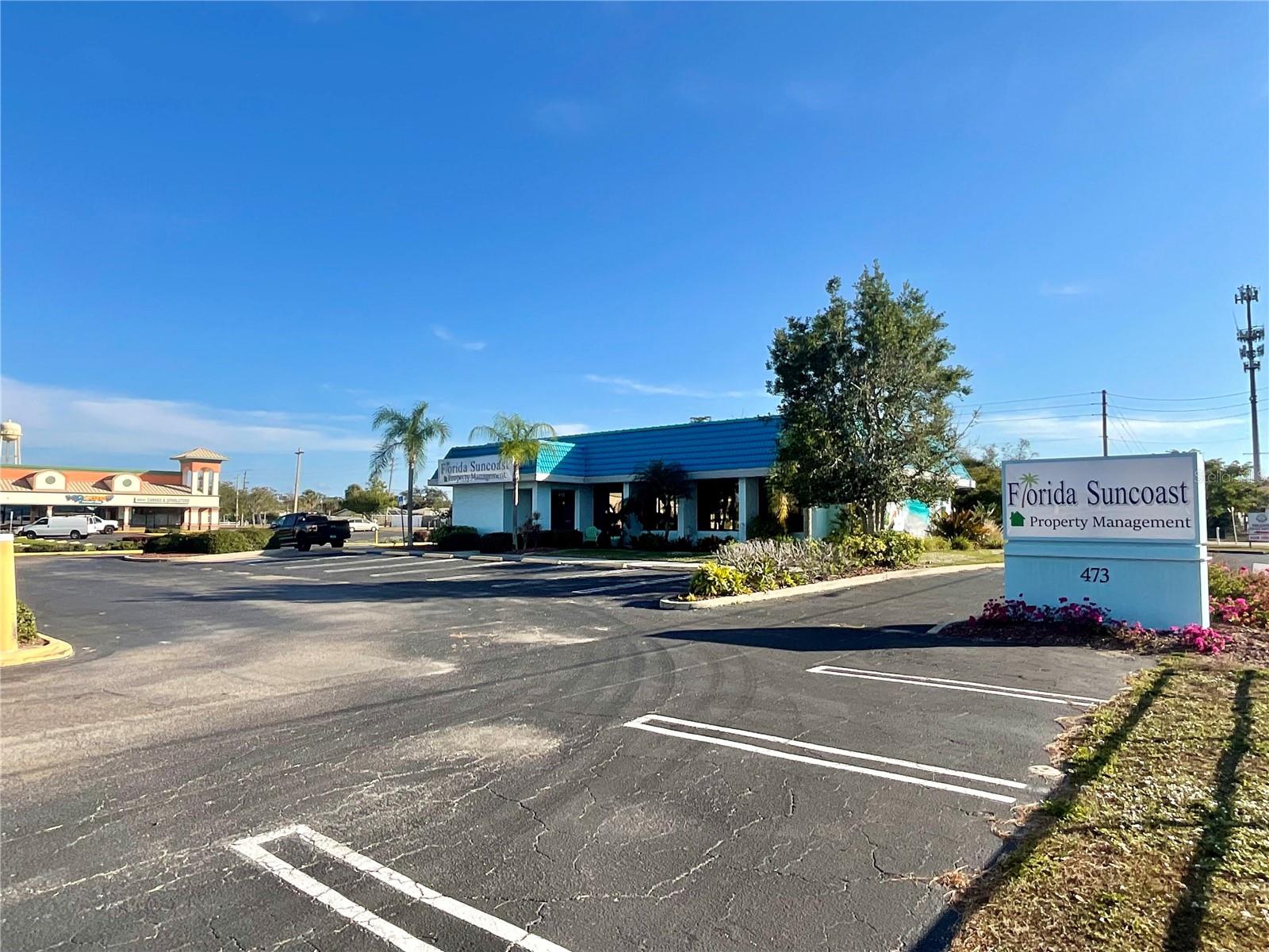 Image 3 of 9 For 473 Indiana Avenue