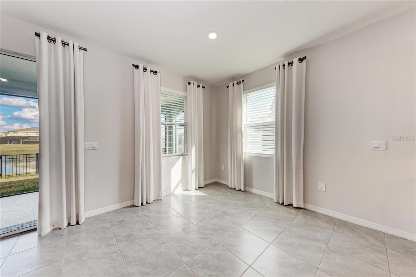 Image 18 of 58 For 3677 Turning Tides Terrace