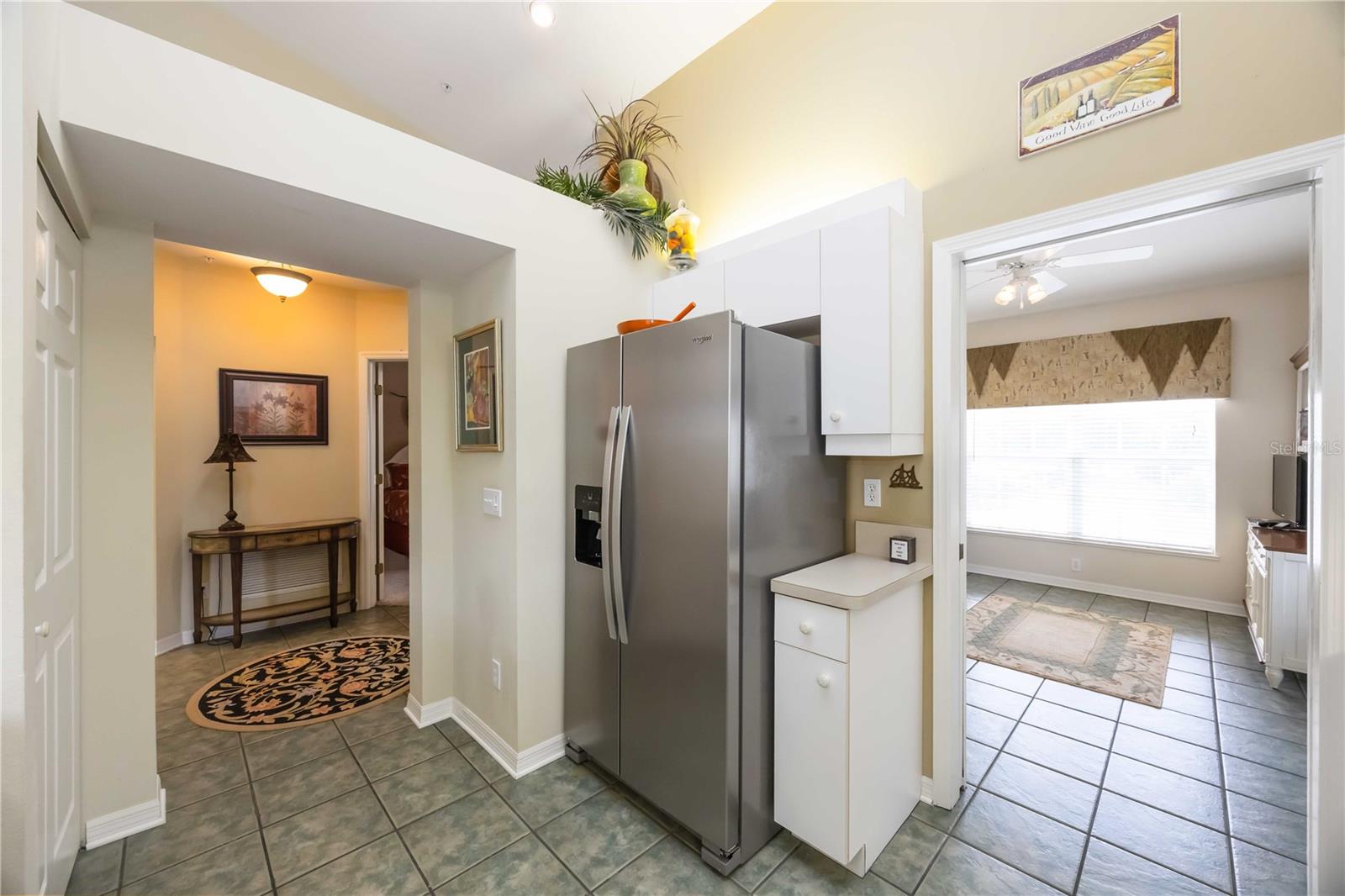 Image 12 of 33 For 306 Lynbrook Circle 201