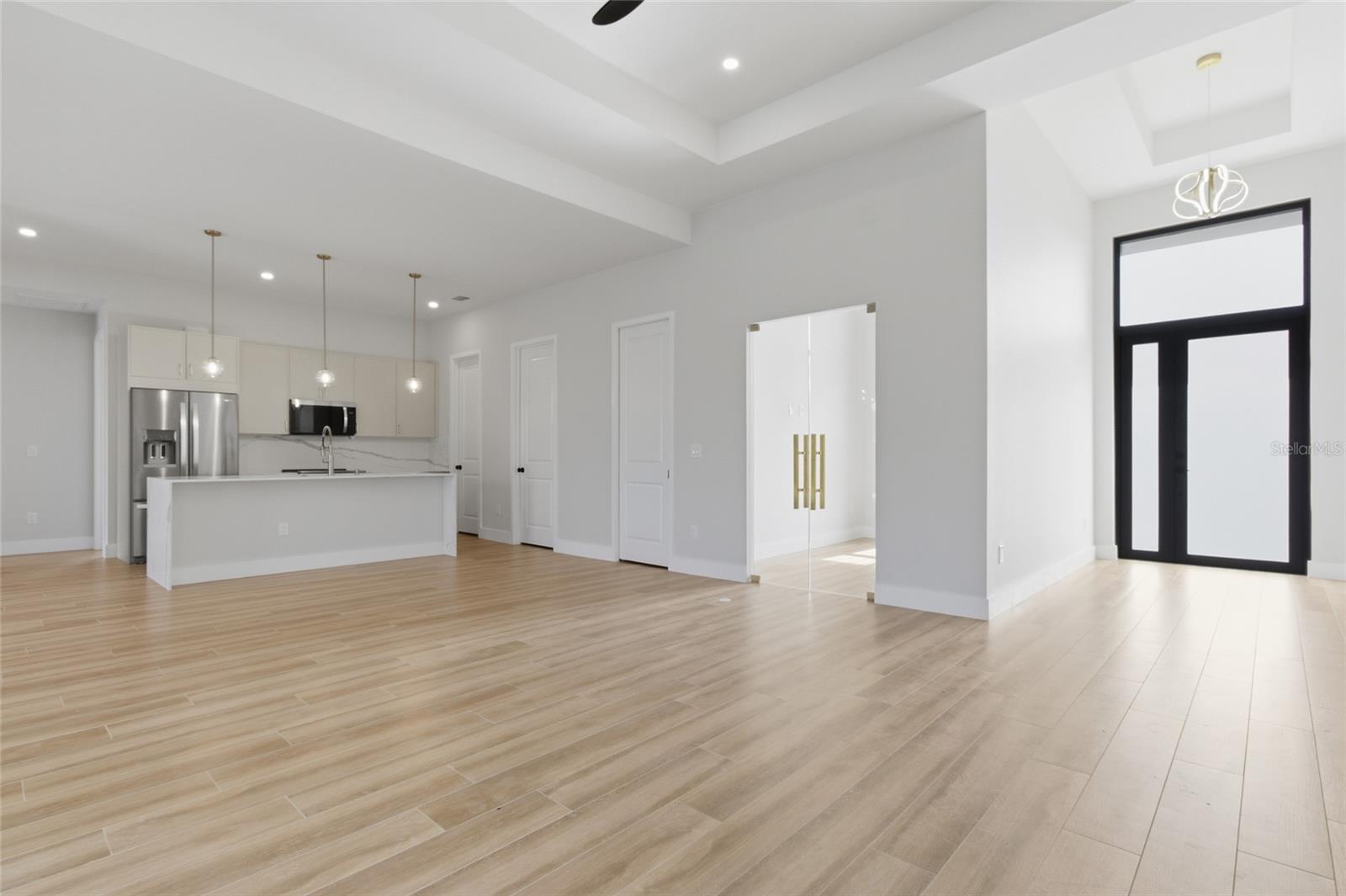 Image 11 of 62 For 14192 Fort Myers Avenue