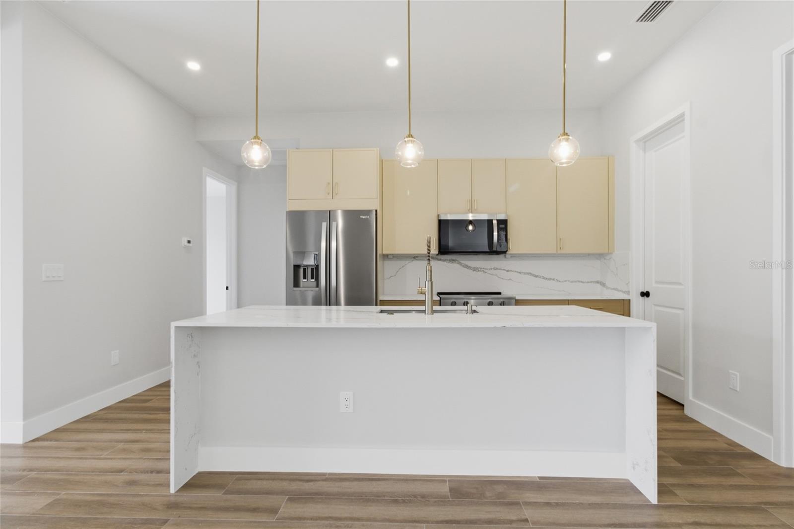 Image 15 of 62 For 14192 Fort Myers Avenue