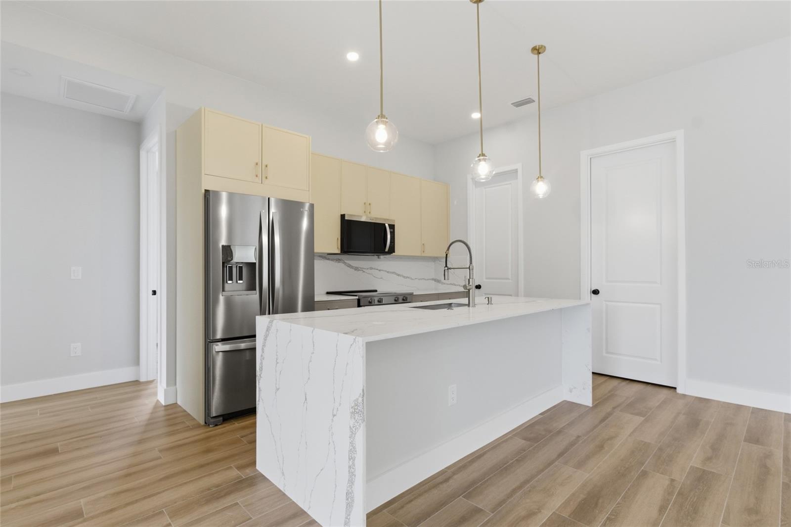 Image 16 of 62 For 14192 Fort Myers Avenue