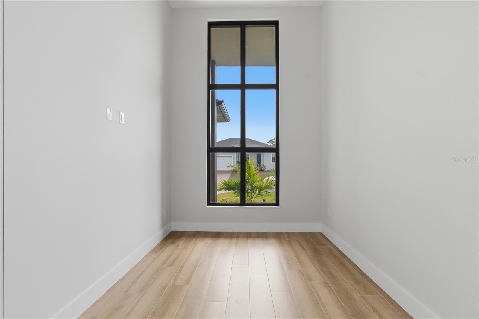 Image 27 of 62 For 14192 Fort Myers Avenue