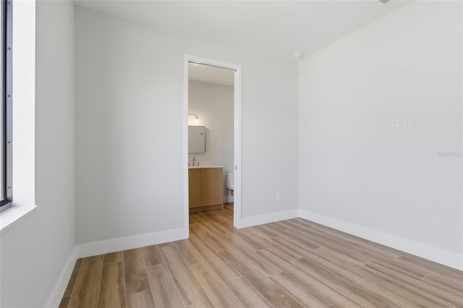 Image 49 of 62 For 14192 Fort Myers Avenue