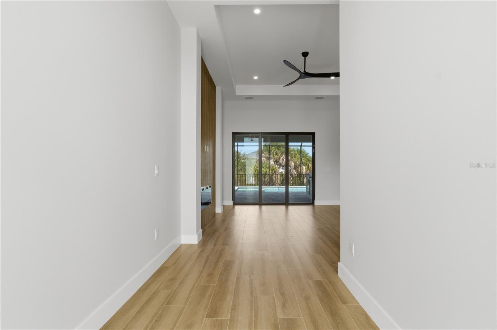 Image 8 of 62 For 14192 Fort Myers Avenue