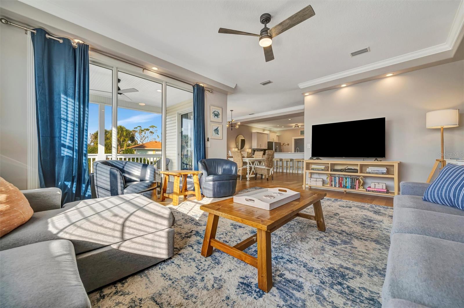 Image 11 of 93 For 303 58th Street