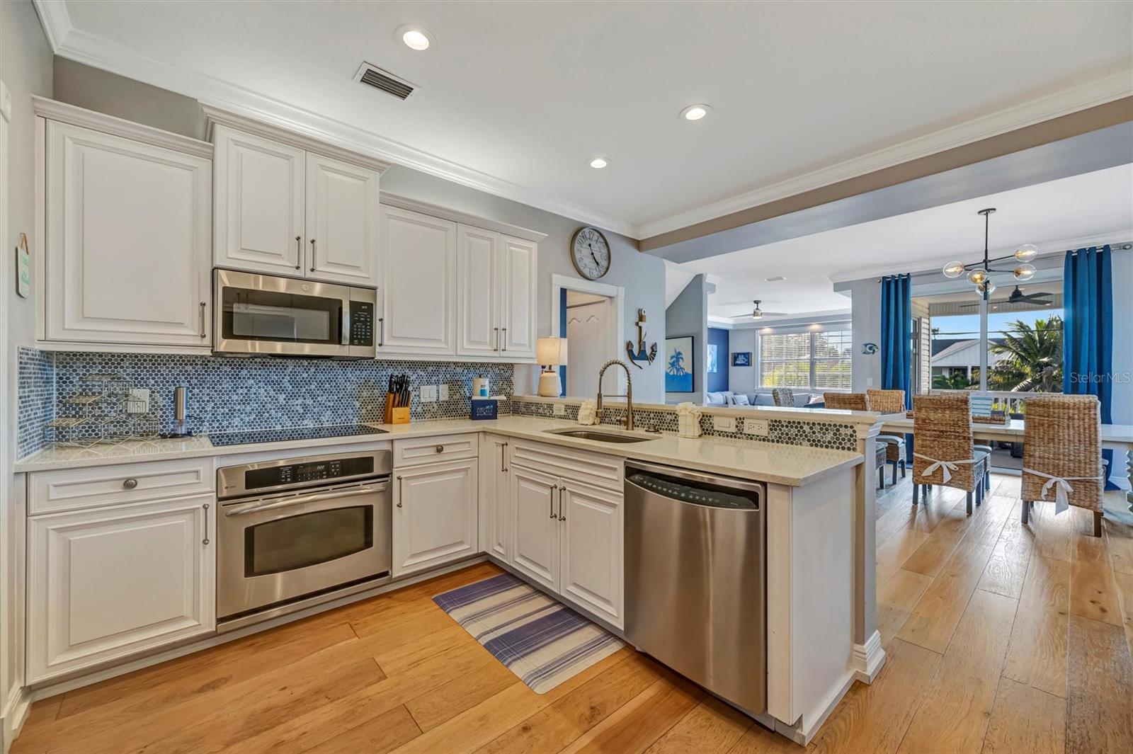 Image 12 of 93 For 303 58th Street