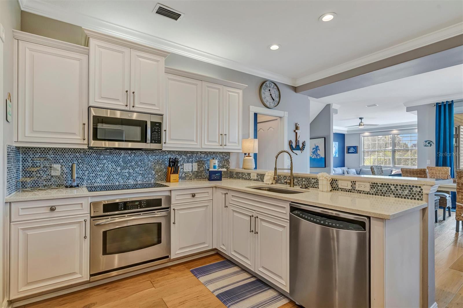 Image 13 of 93 For 303 58th Street