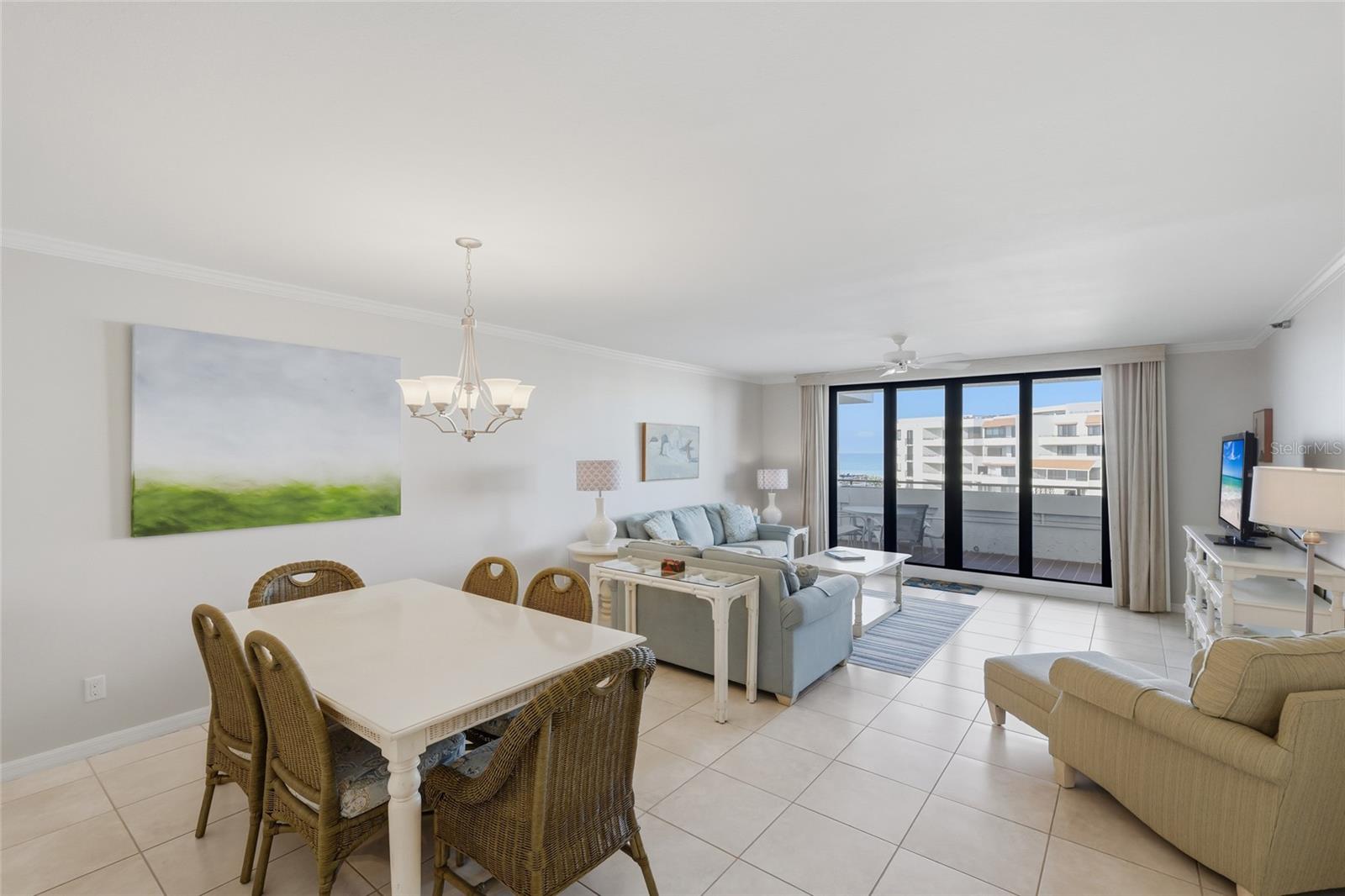 Image 16 of 45 For 1425 Gulf Of Mexico Drive 408