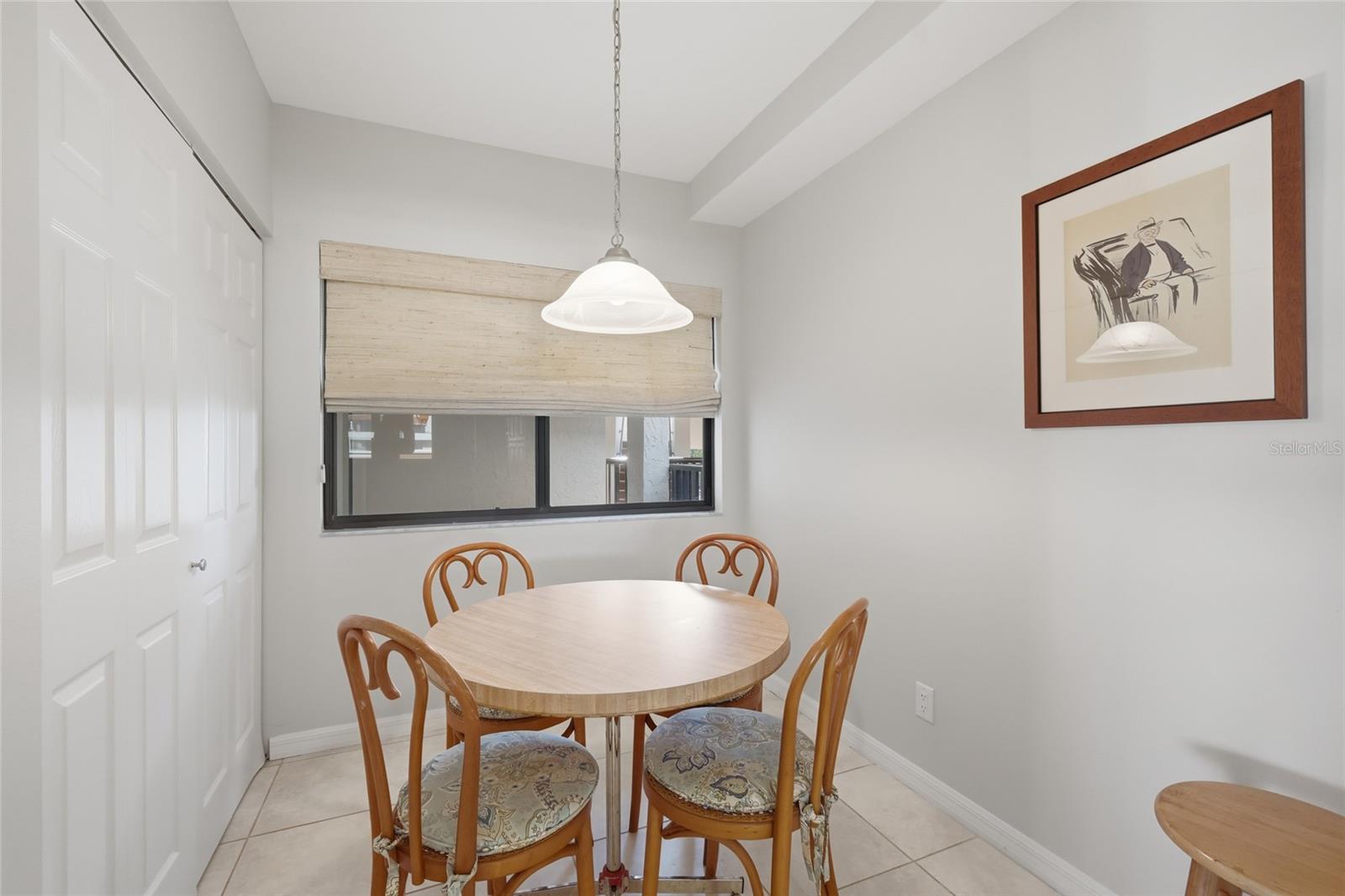 Image 18 of 45 For 1425 Gulf Of Mexico Drive 408