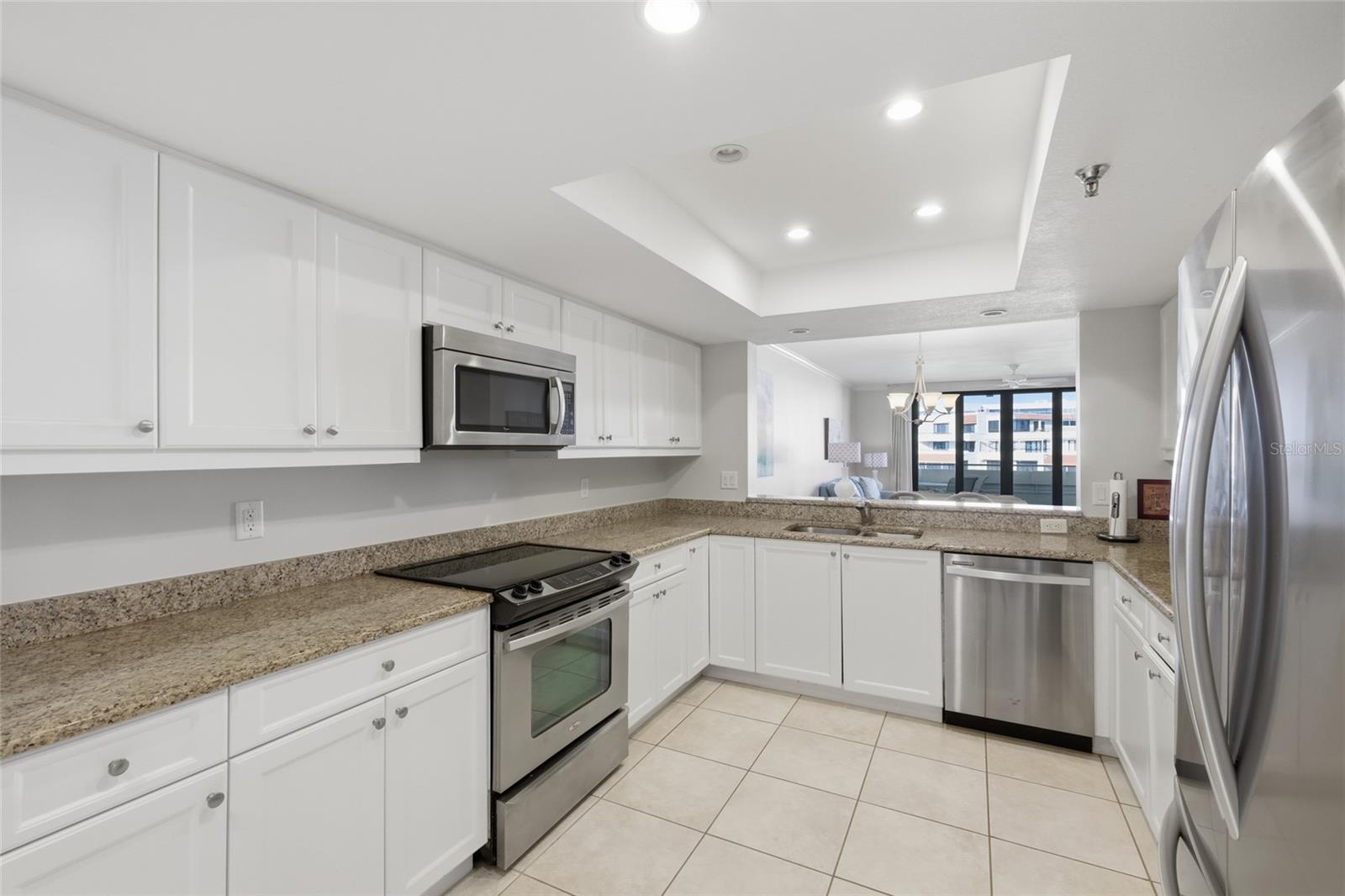 Image 20 of 45 For 1425 Gulf Of Mexico Drive 408