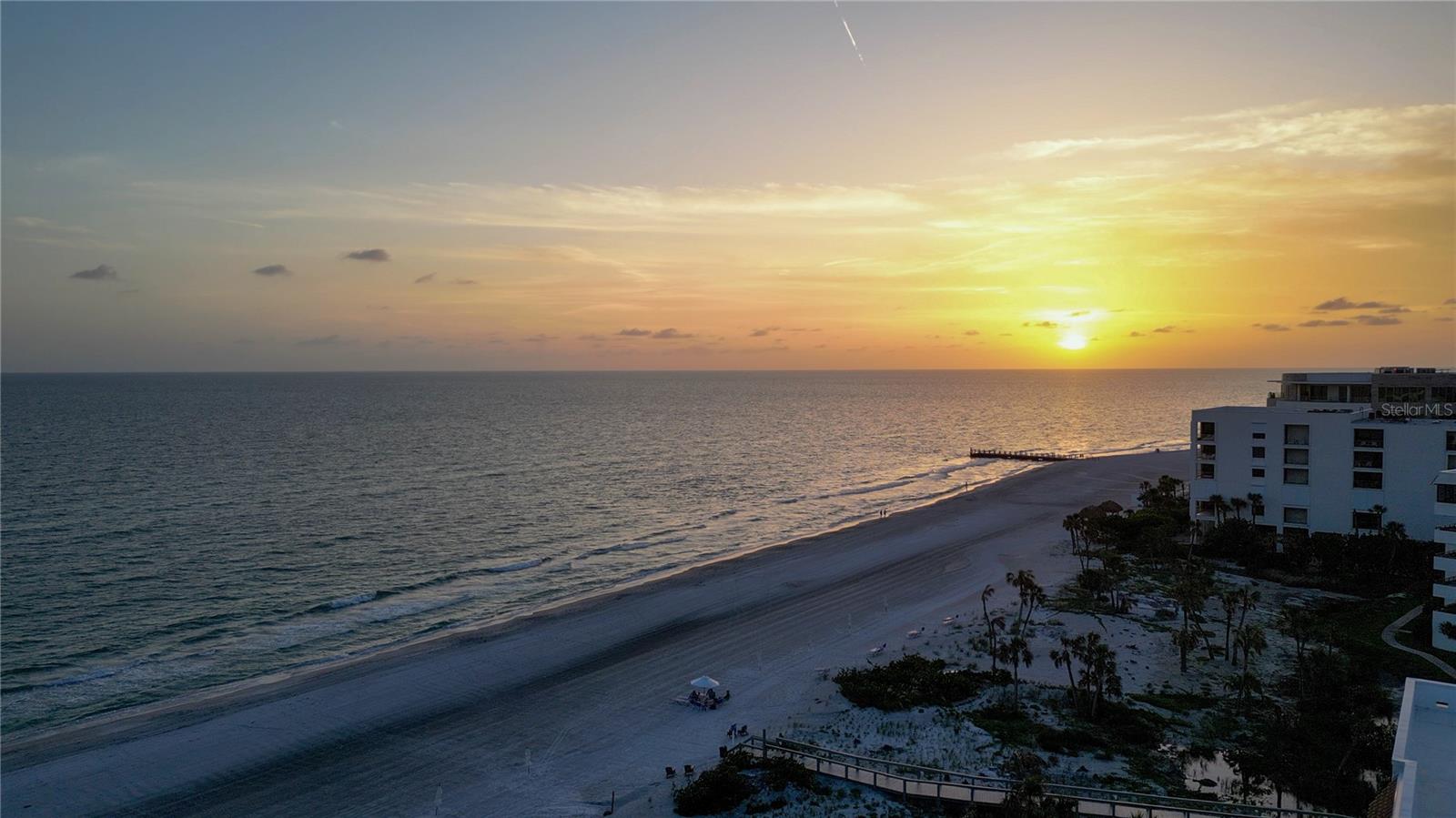 Image 43 of 45 For 1425 Gulf Of Mexico Drive 408