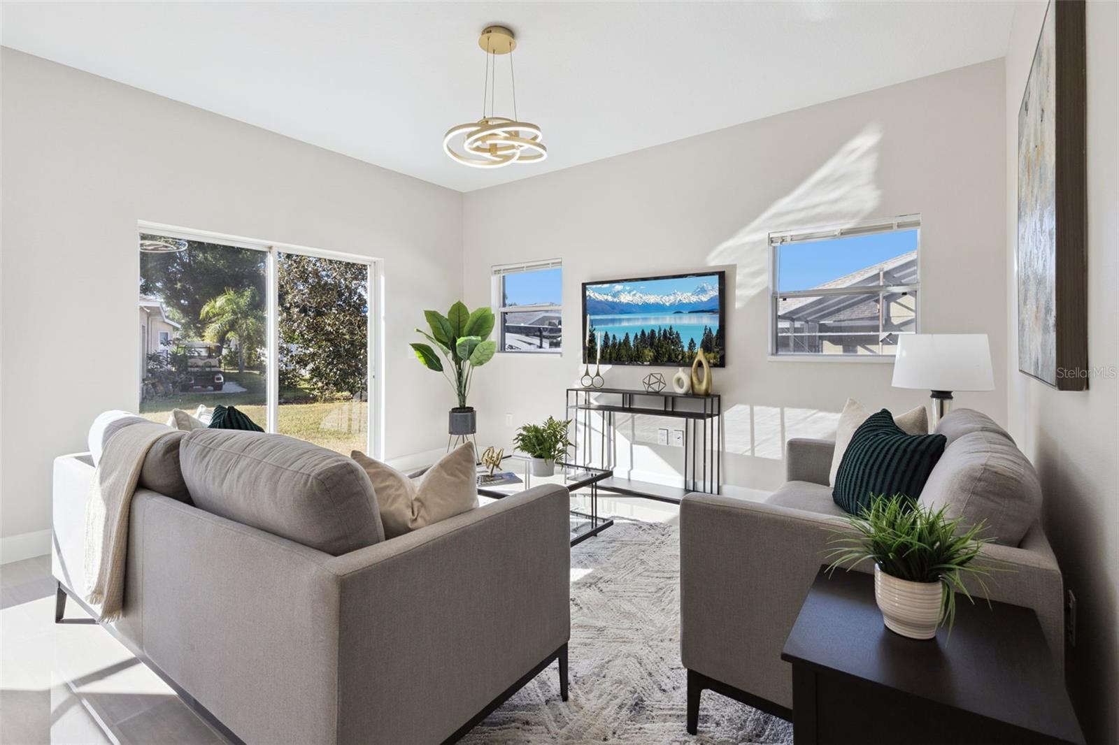 Image 9 of 30 For 1005 Chase Drive