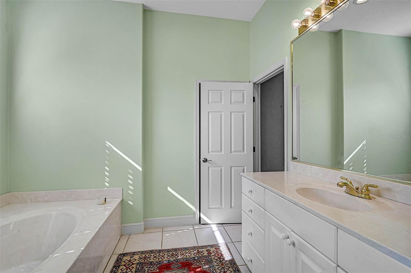 Image 16 of 67 For 919 Tranquility Circle