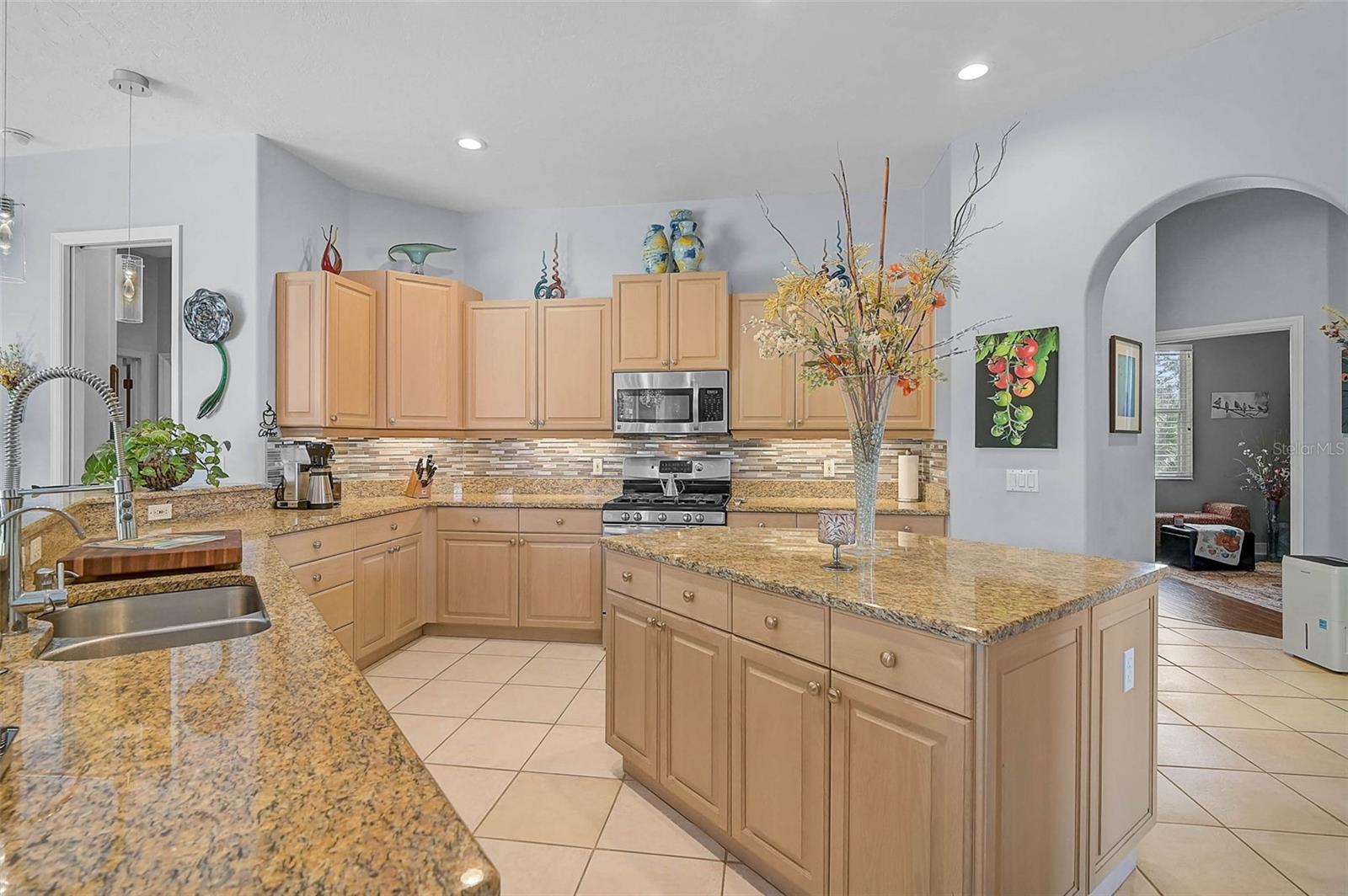 Image 29 of 67 For 919 Tranquility Circle