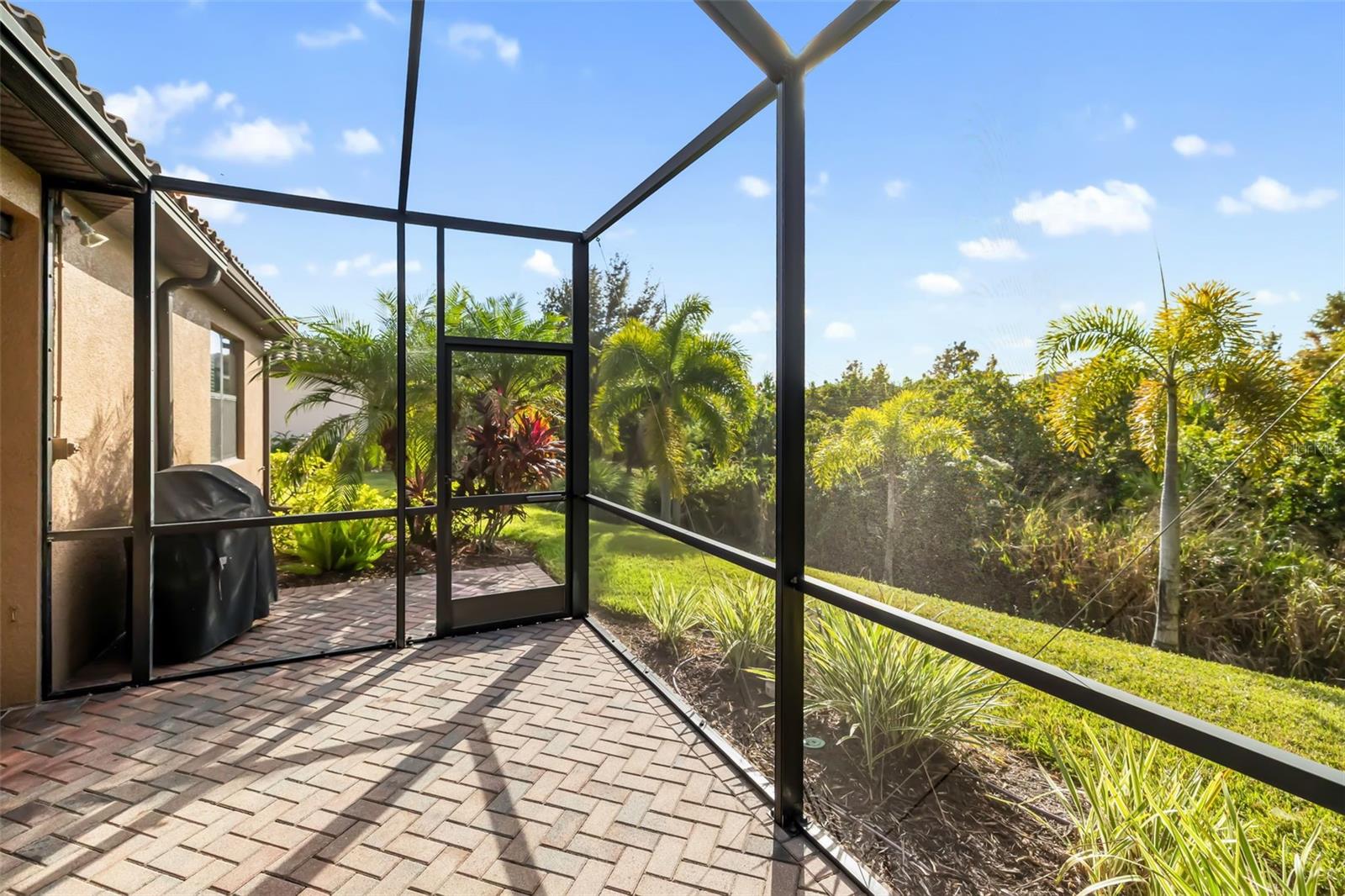 Image 40 of 71 For 8168 36th Street E