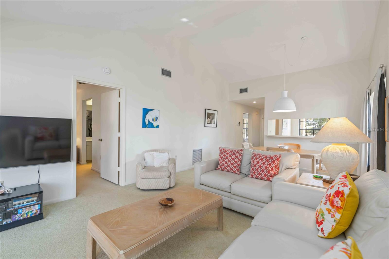 Image 13 of 53 For 4727 Winslow Beacon  10