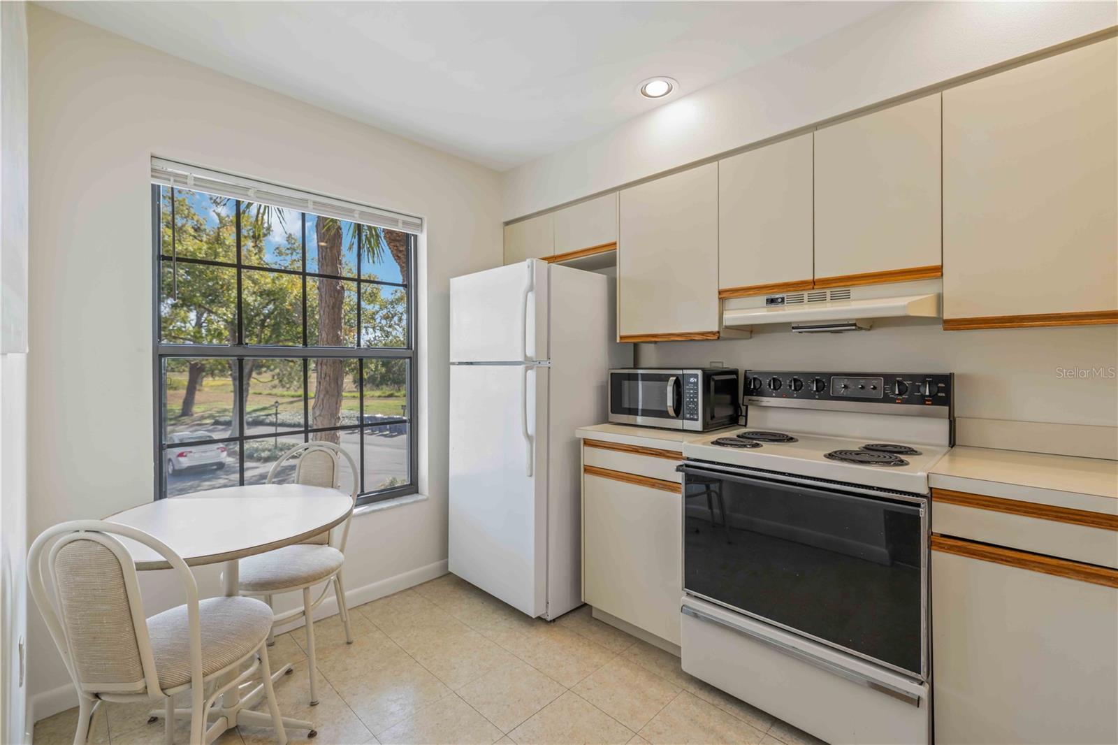 Image 21 of 53 For 4727 Winslow Beacon  10