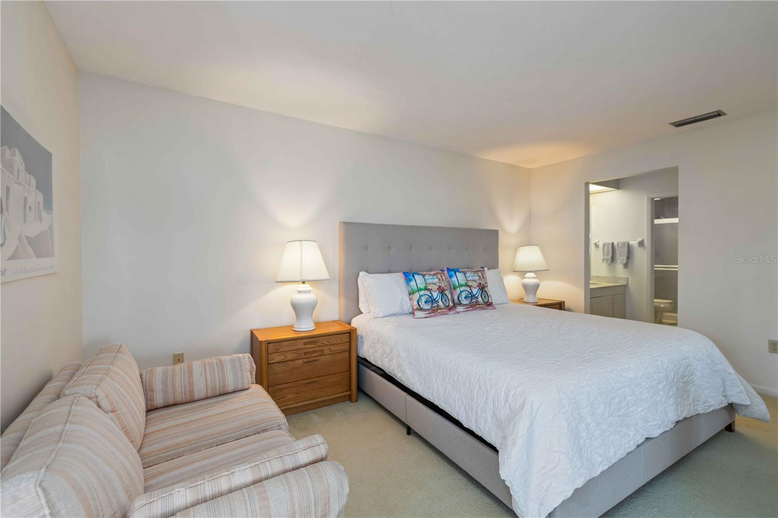 Image 26 of 53 For 4727 Winslow Beacon  10