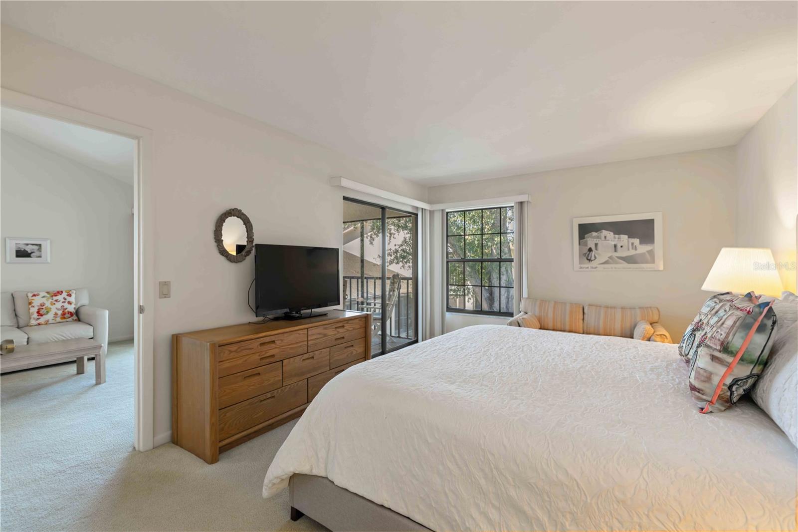 Image 28 of 53 For 4727 Winslow Beacon  10