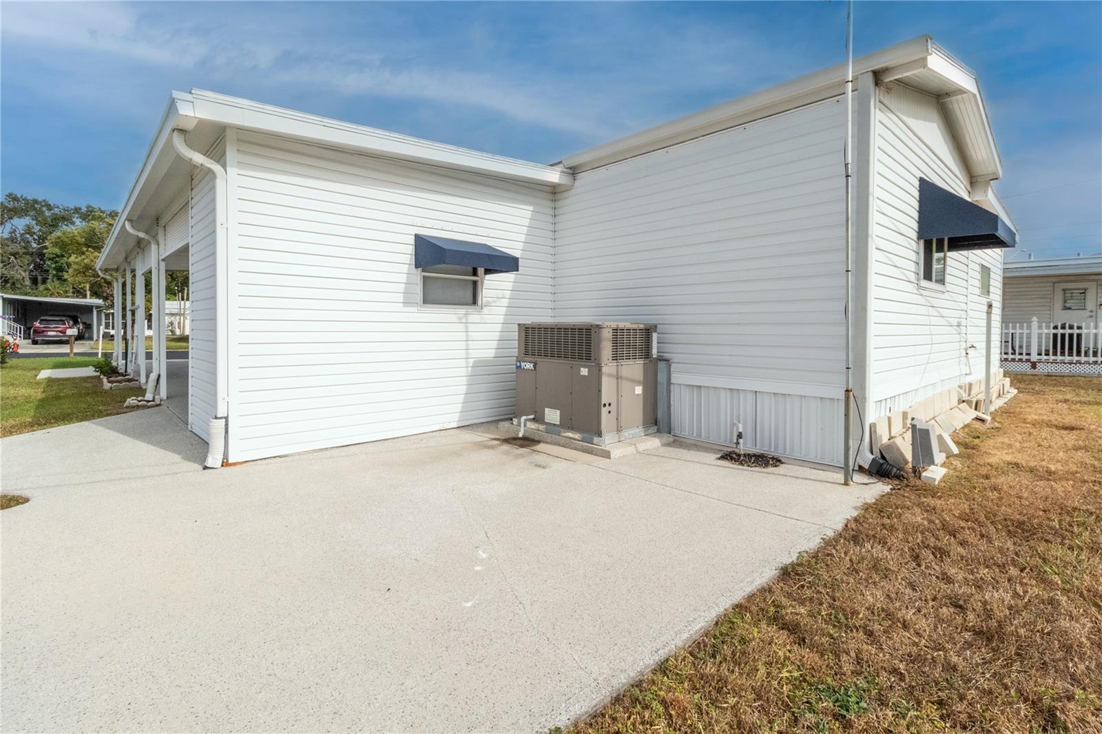 Image 31 of 44 For 214 Leisure Way