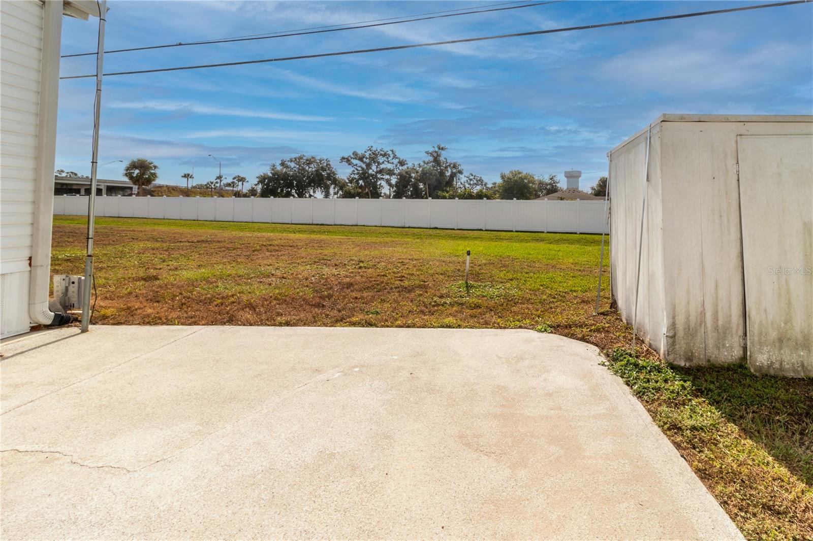 Image 34 of 44 For 214 Leisure Way