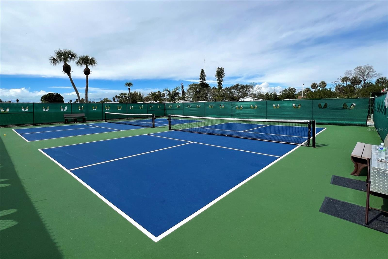 Image 38 of 44 For 214 Leisure Way