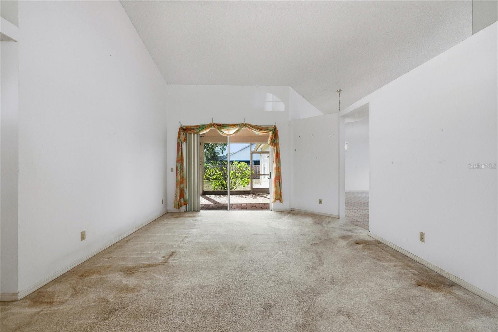 Image 18 of 43 For 12231 Shady Forest Drive