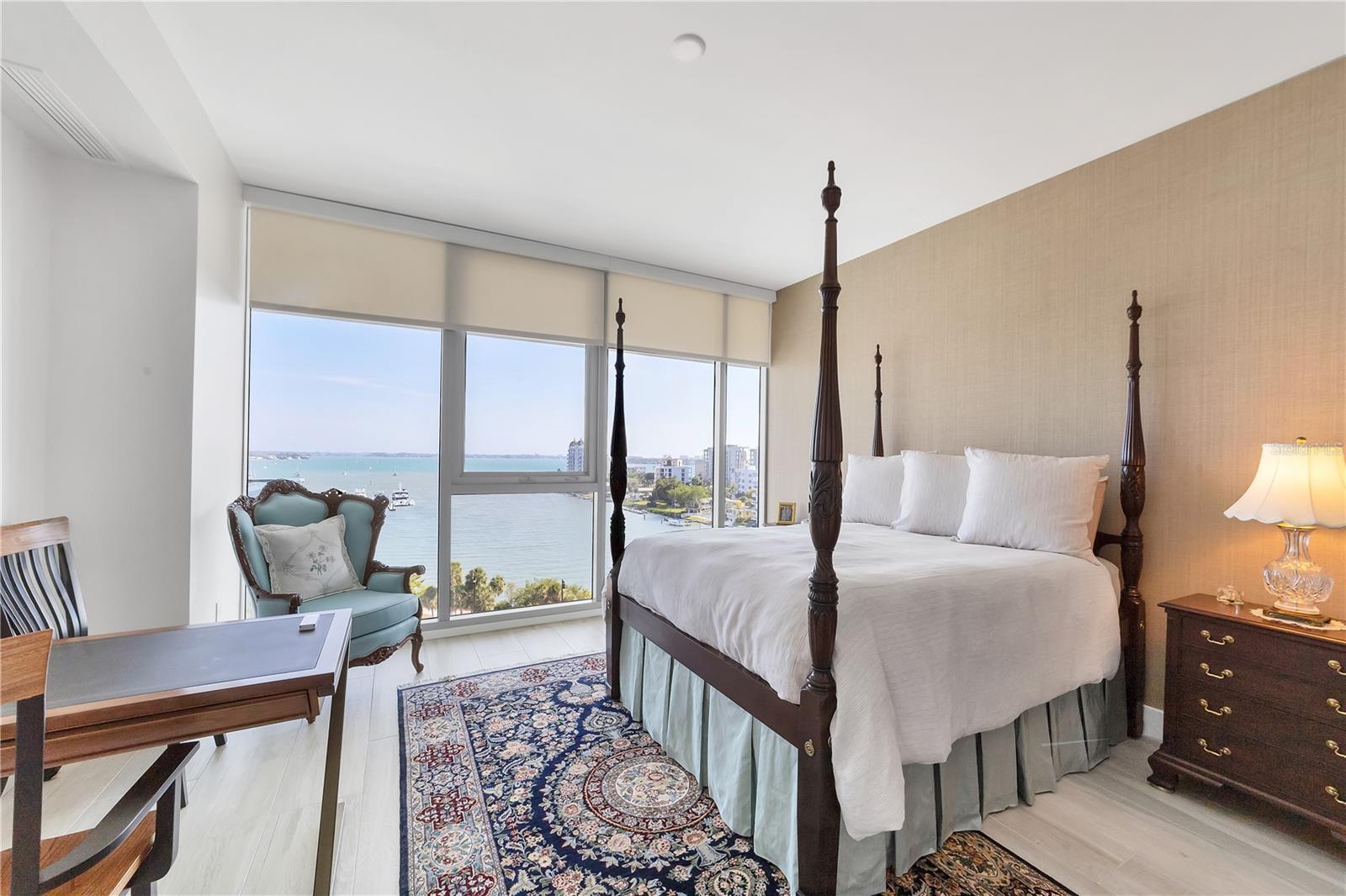 Image 20 of 41 For 1155 Gulfstream Avenue 802