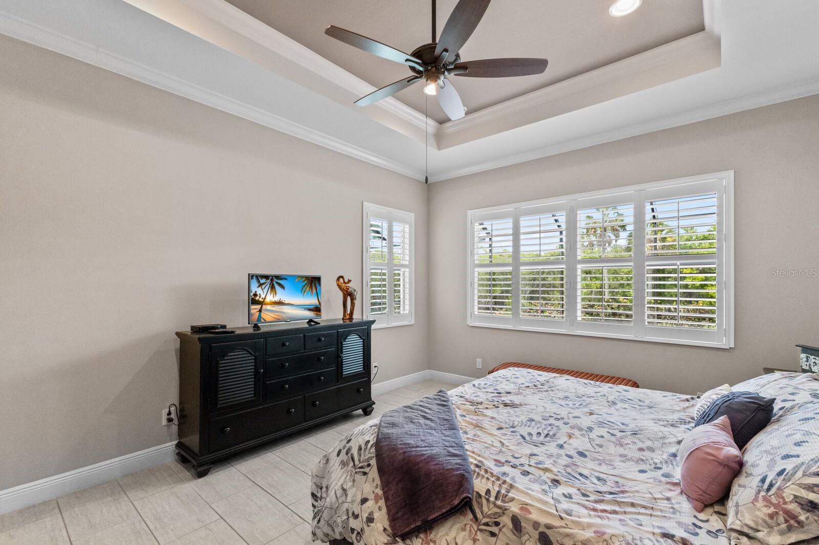 Image 29 of 80 For 5209 Lake Overlook Avenue