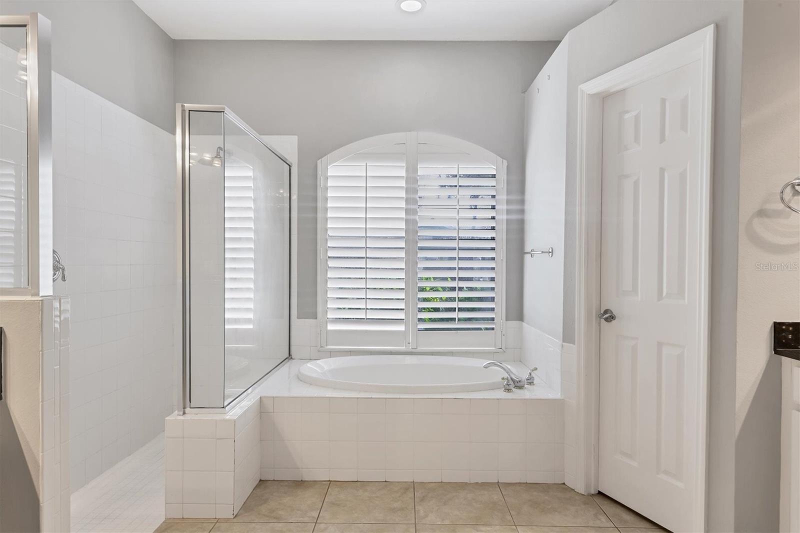 Image 31 of 47 For 104 Park Trace Boulevard