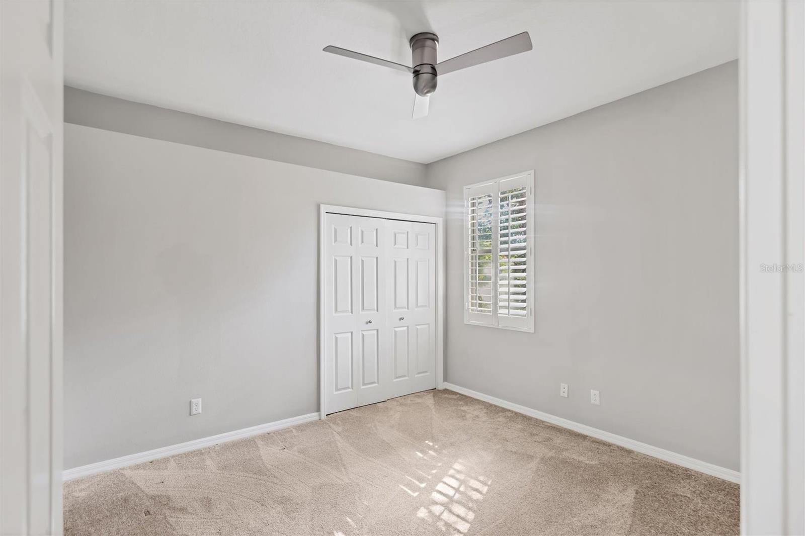 Image 33 of 47 For 104 Park Trace Boulevard