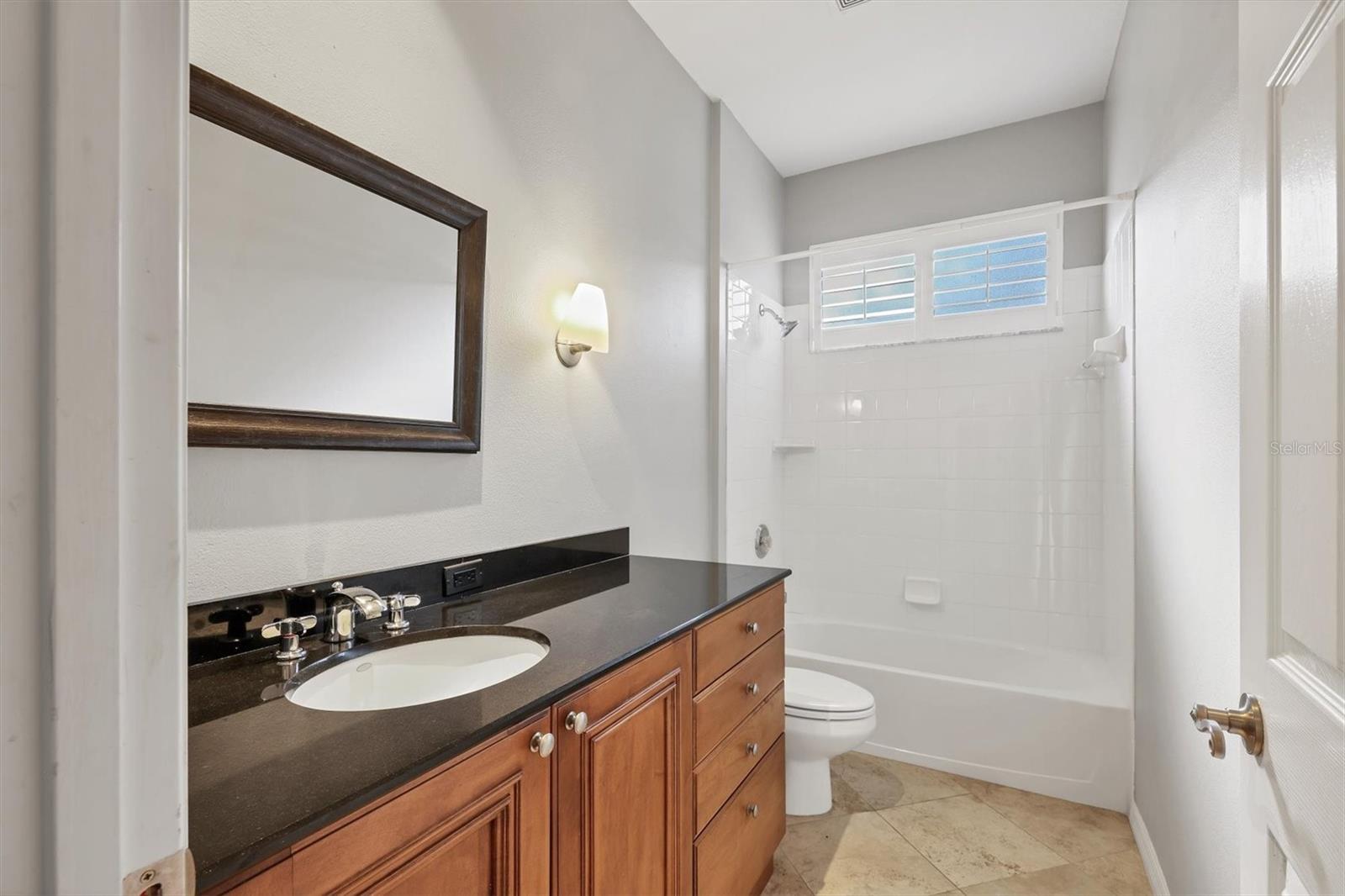 Image 36 of 47 For 104 Park Trace Boulevard