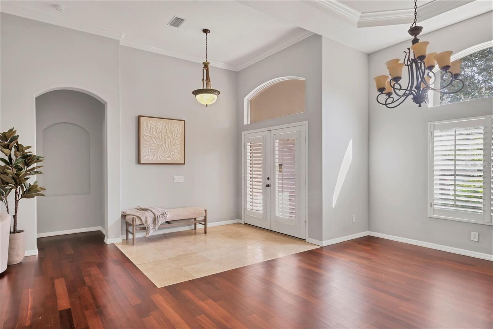 Image 9 of 47 For 104 Park Trace Boulevard