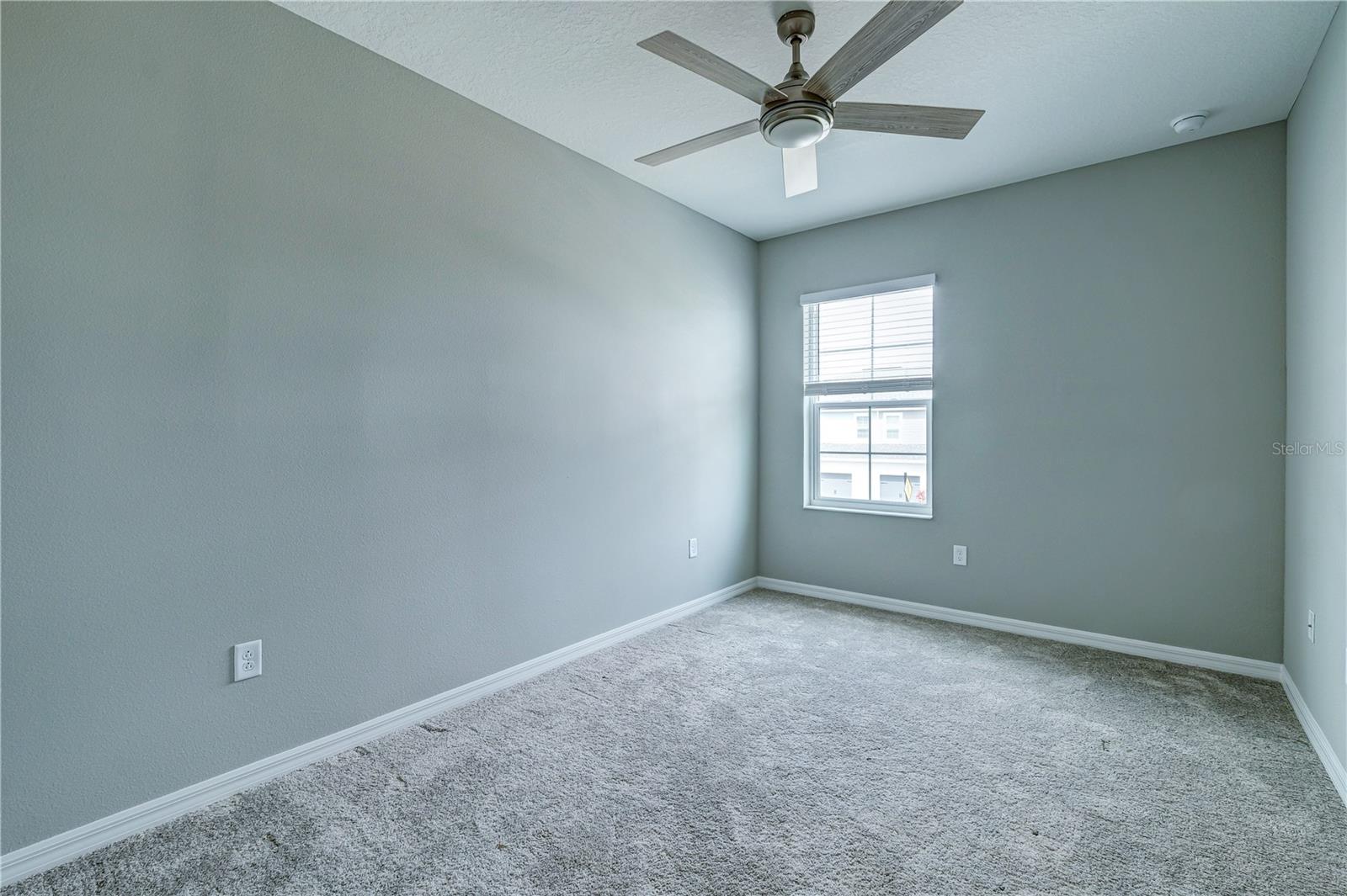 Image 17 of 28 For 8451 Canyon Creek Trail