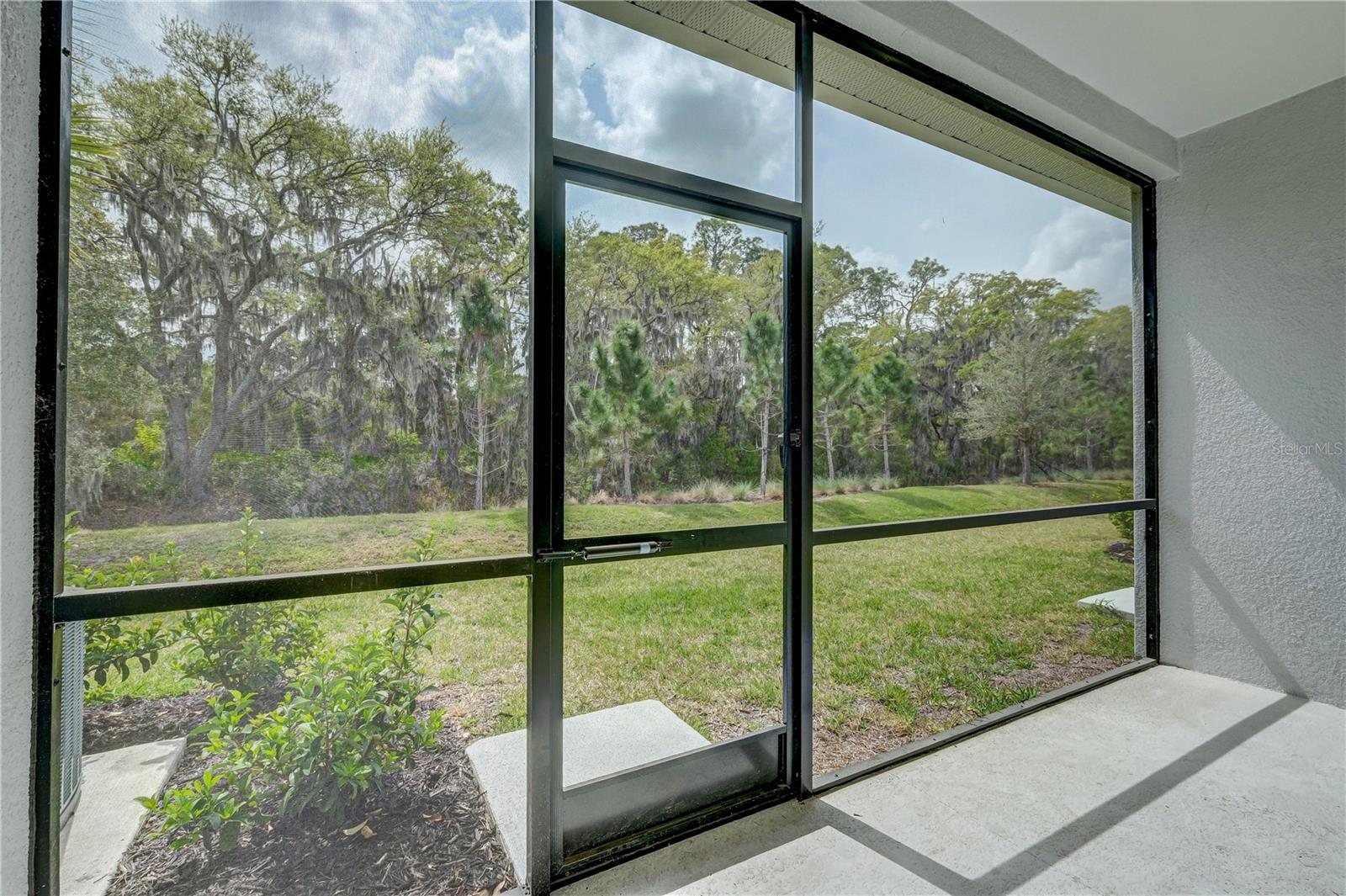 Image 22 of 28 For 8451 Canyon Creek Trail