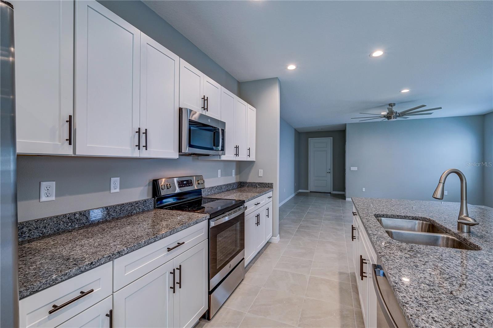 Image 6 of 28 For 8451 Canyon Creek Trail