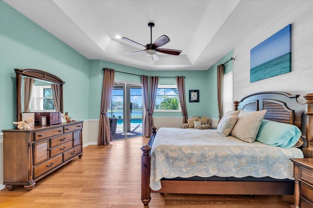 Image 37 of 49 For 3336 Lakeside Circle