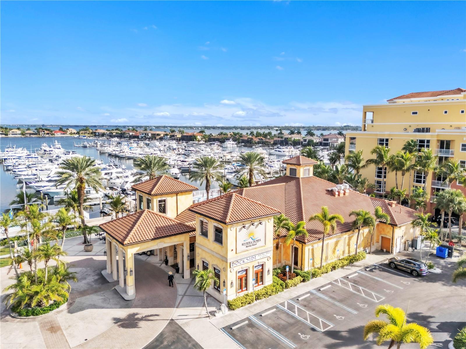 Listing photo id 43 for 805 3rd Street E