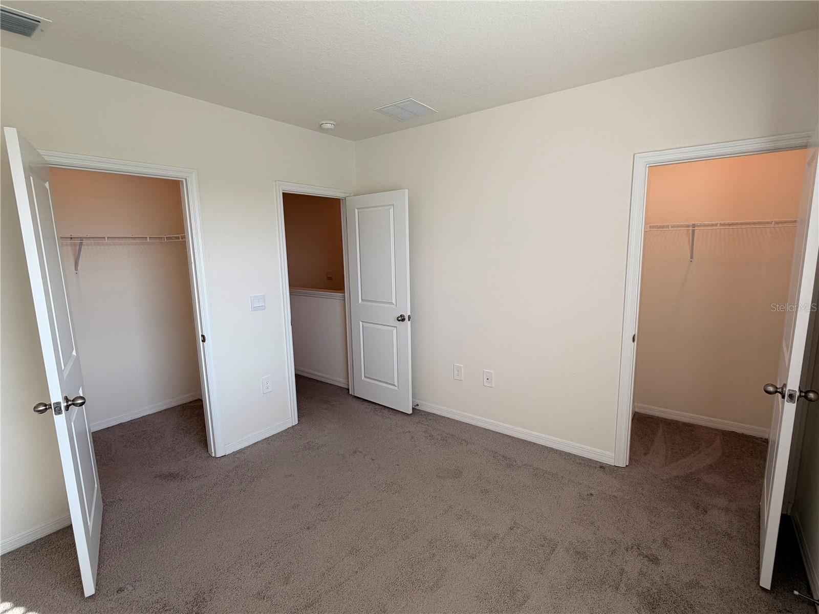 Image 11 of 42 For 17534 Crescent Moon Loop