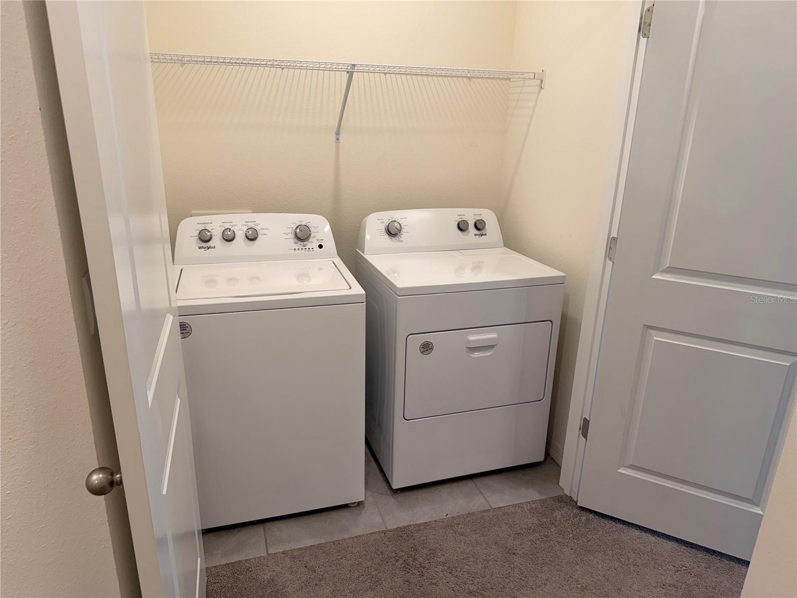 Image 13 of 42 For 17534 Crescent Moon Loop