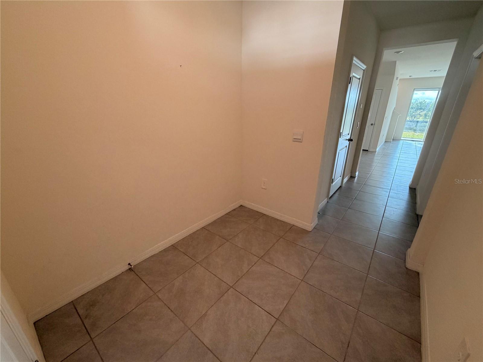 Image 3 of 42 For 17534 Crescent Moon Loop