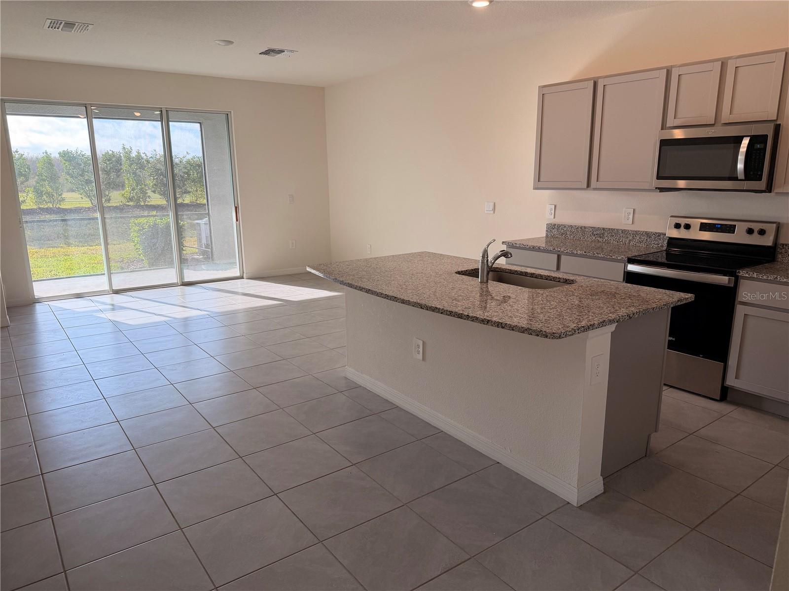 Image 4 of 42 For 17534 Crescent Moon Loop